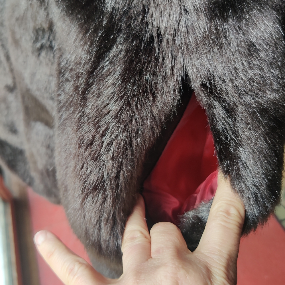 VTG 60s Dark Brown Vegan Faux Fur Cape Shawl Wrap Lined Pockets Glam Luxe READ - Picture 9 of 16